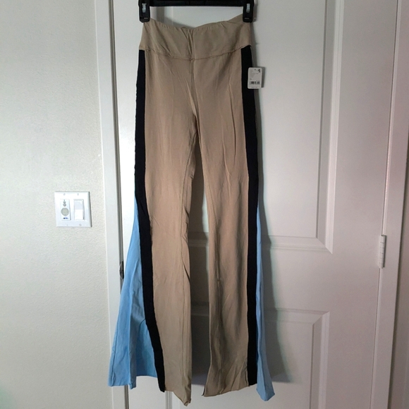 FP hotshot kick flare pants - Picture 2 of 7